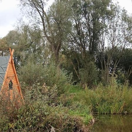 Rum Bridge "Owl Watch" Wooden Tipi Ξενοδοχείο Sudbury  Εξωτερικό φωτογραφία