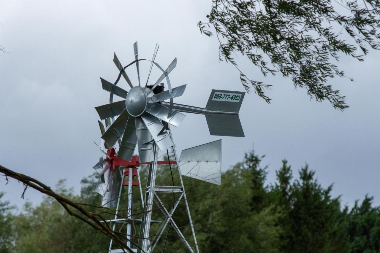 Rum Bridge "Owl Watch" Wooden Tipi Ξενοδοχείο Sudbury  Εξωτερικό φωτογραφία