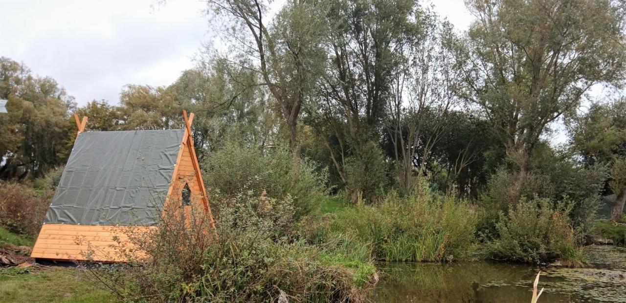 Rum Bridge "Owl Watch" Wooden Tipi Ξενοδοχείο Sudbury  Εξωτερικό φωτογραφία