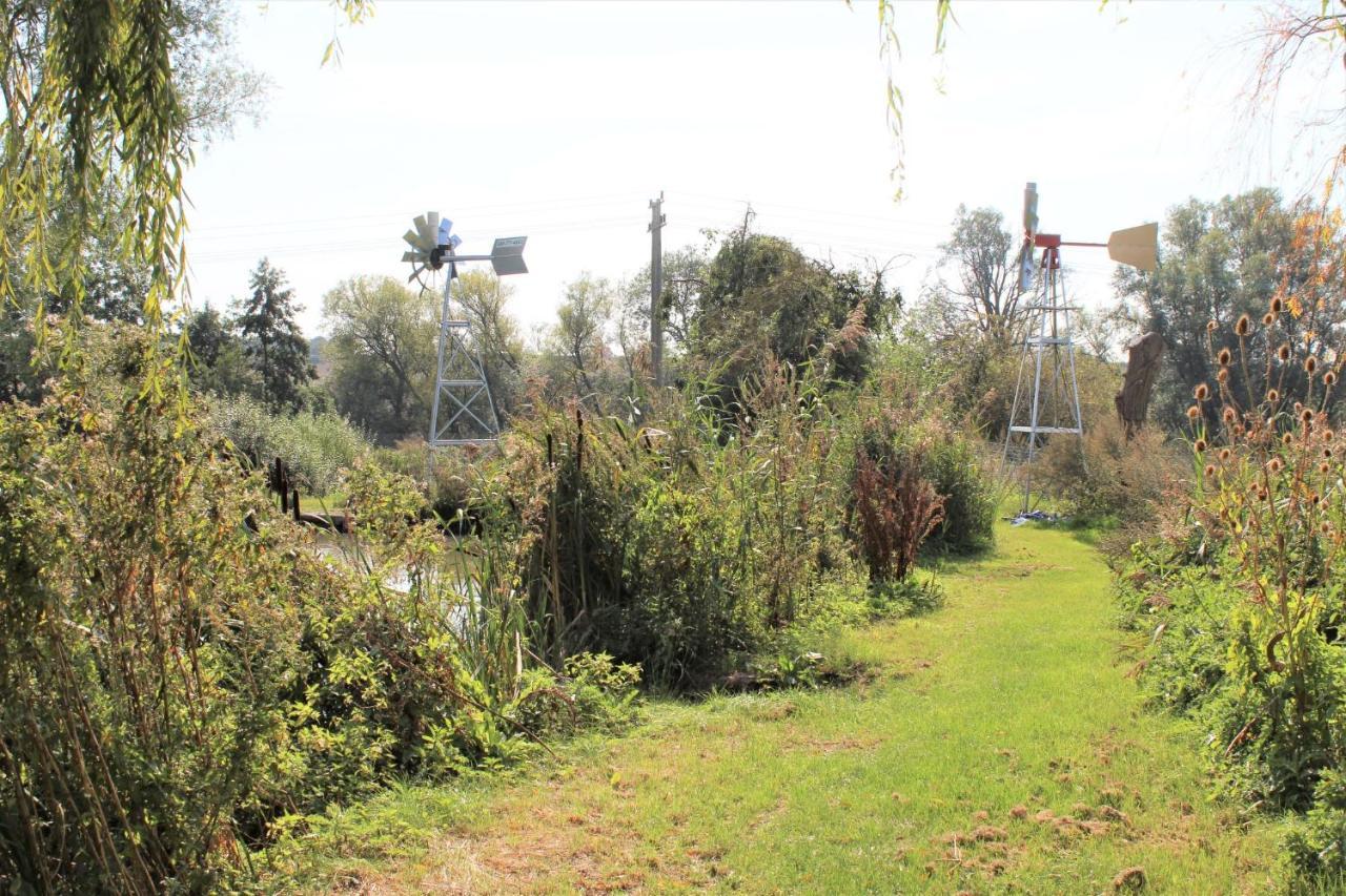 Rum Bridge "Owl Watch" Wooden Tipi Ξενοδοχείο Sudbury  Εξωτερικό φωτογραφία